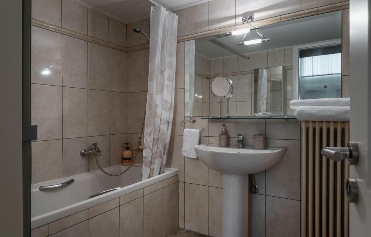 דירות אתונה Acropolis Koukaki Loft Private Garden מראה חיצוני תמונה
