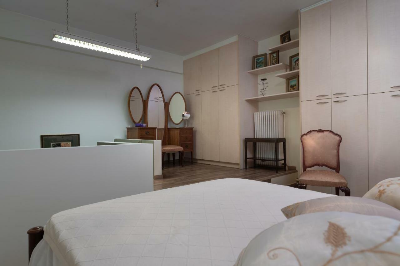 דירות אתונה Acropolis Koukaki Loft Private Garden מראה חיצוני תמונה